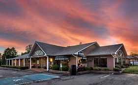 Dannys Hotel Suites; Surestay Collection By Best Western